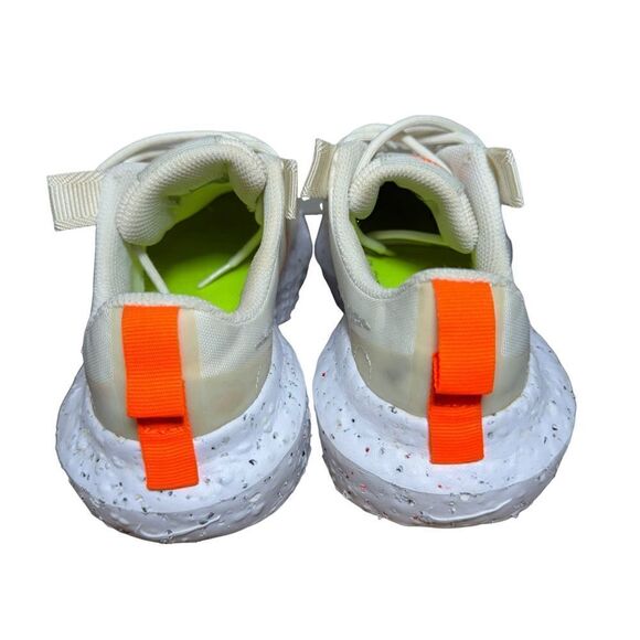 Women’s Nike waffle athletic shoes size 6.5 white - Picture 4 of 5